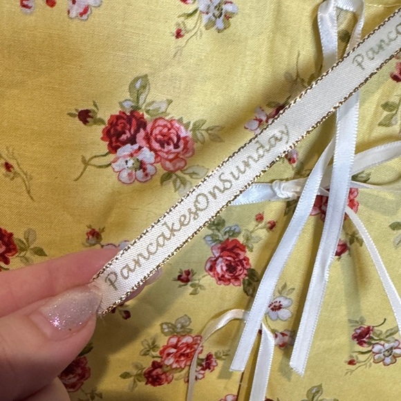 Chic Floral Yellow Blouse handmade shirt by “pancakes on Sunday” - Picture 3 of 4